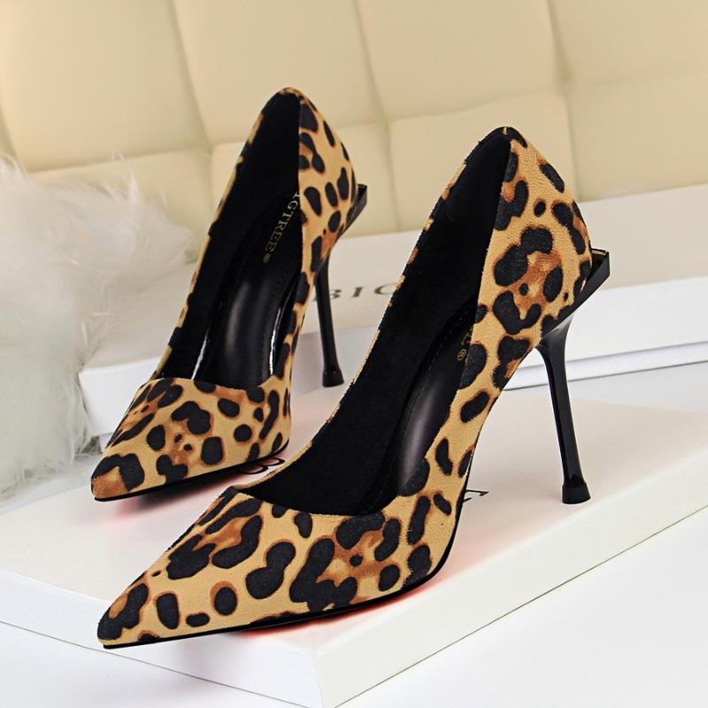 

Koovan Women's Pump 2020 High Heels Leopard Shoes Office Lady Pointed Toe Flock Sexy Wedding Shallow-mouthed Pointed Suede Heels, Beige