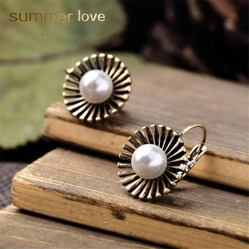 

New Arrival Ethnic Vintage Gold Sunflower Simulated-pearl Earrings for Women Bohemian Retro Brincos Hook Earrings Jewelry Gift