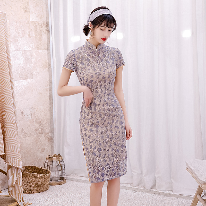 

Charming Retro Women Lace Short Sleeve Cheongsam Chinese Traditional Wedding Dress High Slit Long Qipao Plus Size M-3XL