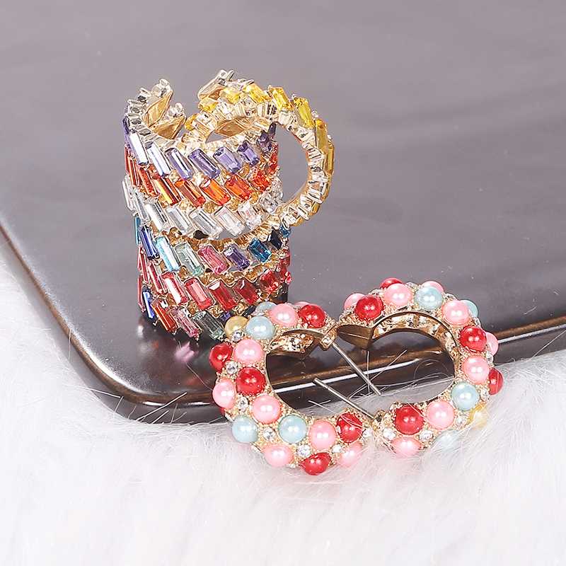 

Hoop & Huggie Vedawas Female C-Shaped Crystal Earrings Fashion Wedding Jewelry Romantic Boho For Women Accessories