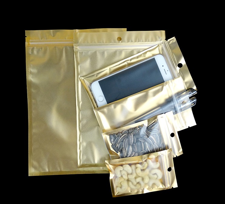 

8*13cm 9*16CM 10*18cm Retail Packaging small zip plastic bags with hang hole, small gift packaging gold Bag