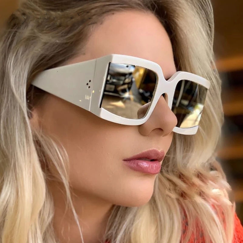 

Designer Sunglasses Oversize Square Sunglasses For Women White Silver Mirror Rivet Sun Glasses 2019 Luxury Men Eyewear Female Vintage glasse