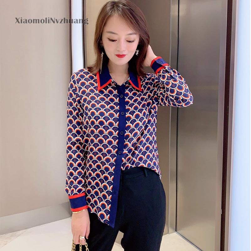 

Xiaomoli Letter umbrella fish scale style printed silk shirt long sleeve women' new fashion in spring and summer 2020, Printing