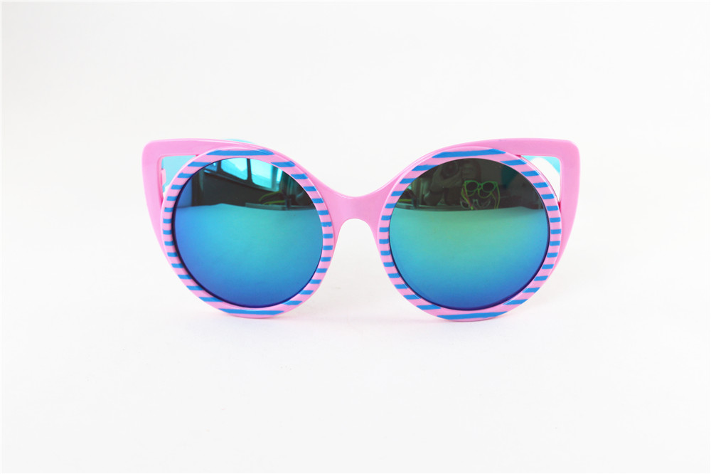 

Cat Eye Kids Sunglasses Boy Girl Fashion UV Protection Sun Glasses Simple Cute Eyeglasses Frame Child Eyewear 2019 Beach Accessories YC085