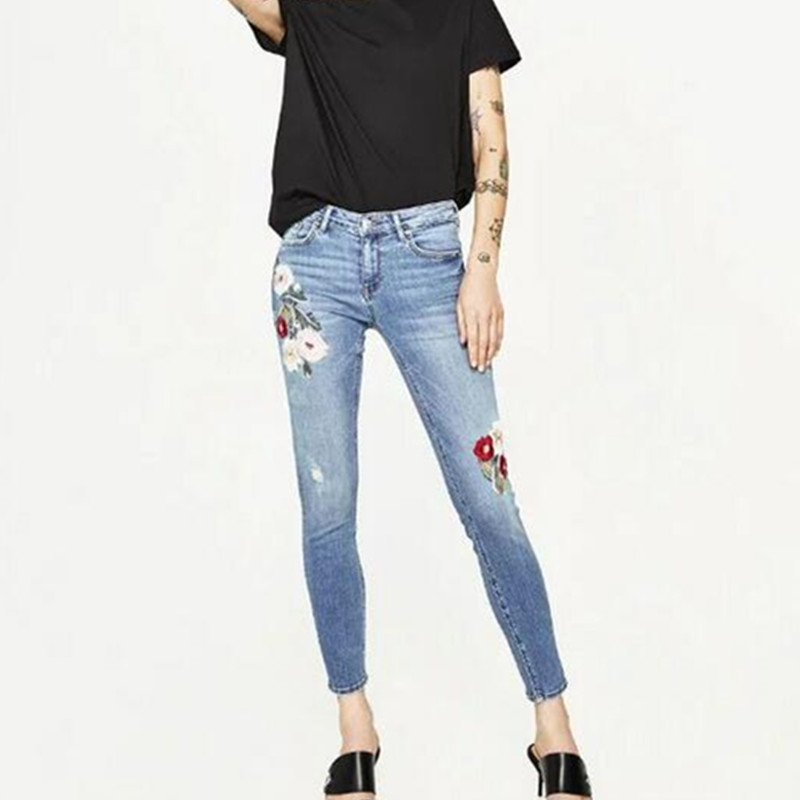 

Retro Flower Embroidery Demin Skinny Jeans Woman Pencil Pants Ripped Washed Pocket Button Cozy Casual Slim Trousers light blue