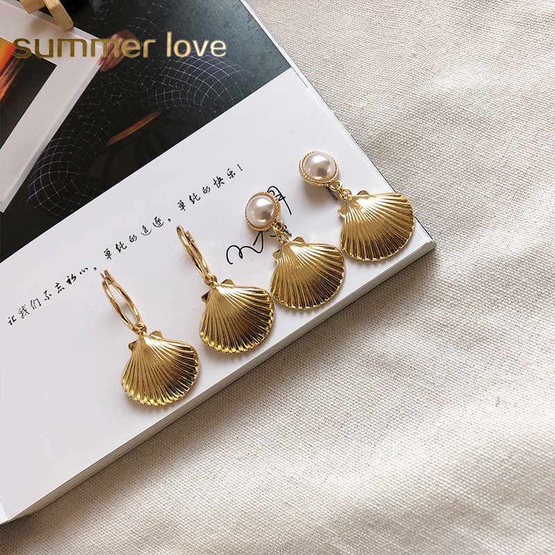 

Fashion Bohemian Gold Starfish Conch Cowary Shell Large Circle Drop Earrings for Women High Quality Pearl Shell Dangle Earrings