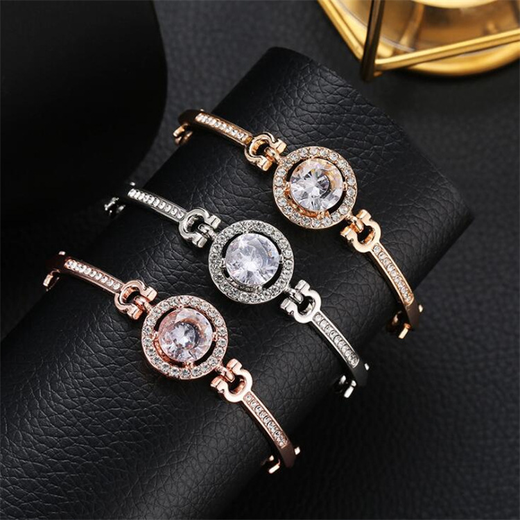 

2019 Hot Classic 3 color Round Large Crystal Rhinestone Charm Shiny Cuff Opening Bracelet For Women New Fashion Jewelry Gift