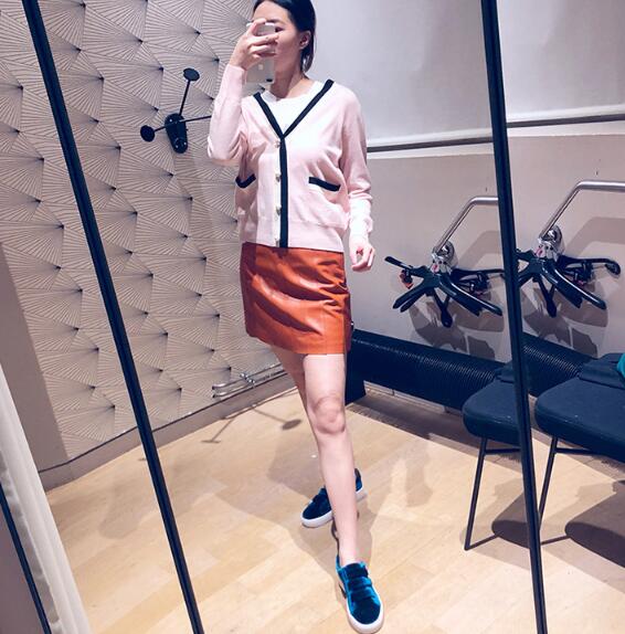 

2019 Spring and Summer Casual Style Button Pocket V-neck Knit Cardigan Winter Sweater Women, Blue