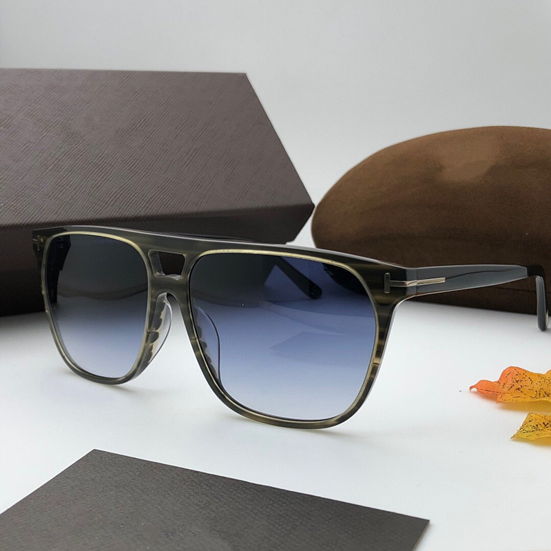 

Wholesale- Style Square Frame Designer Sunglasses For Men and Women 679 outdoor anti-UV400 protection Glasses eyewear with original box