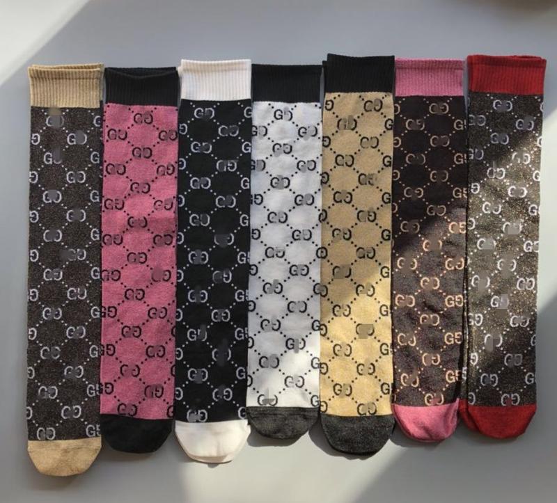 

10 colores moda para adultos calcetines medias seda las mujeres de los hombres amantes calcetines de deporte, Adult