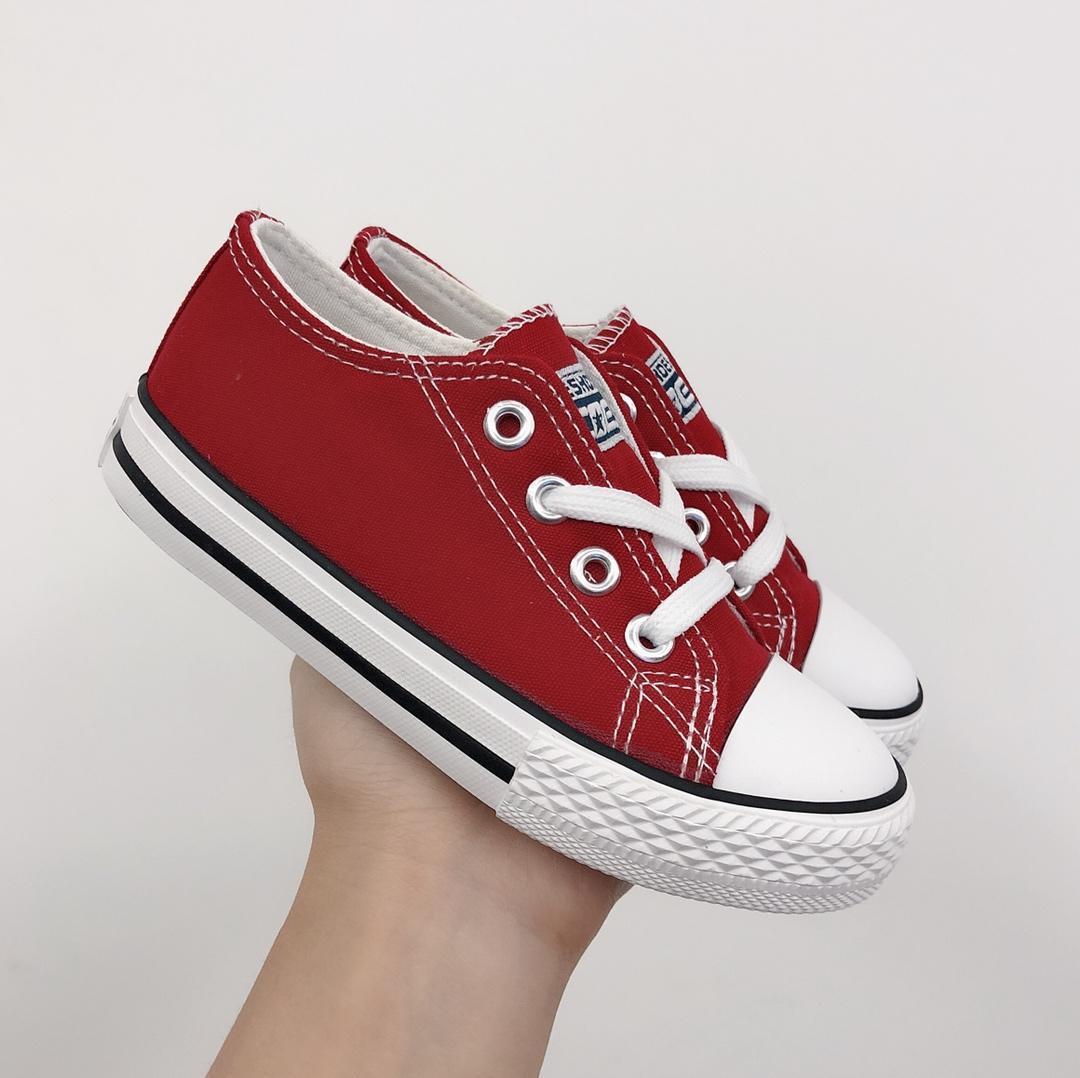 ladies red tennis shoes