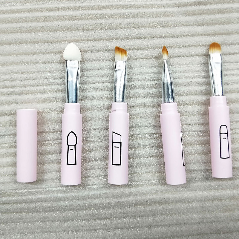 

1pcs 4 in 1 Retractable Makeup Brush Portable Lipbrush Eyelash Eyeliner Eyeshadow Eyebrow Brush Travel Make up Brushes Maquiagem