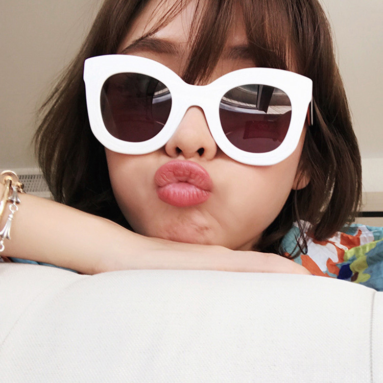 

Wholesale-designer big frame vintage butterfly luxury sunglasses women European and American fashion street shooting glasses