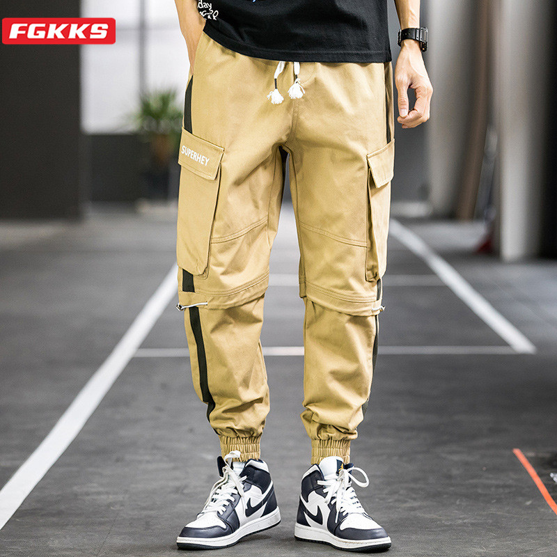

FGKKS Fashion Brand Men Casual Pants Spring New Men's Trend Wild Cotton Trousers Patchwork Multi-Pocket Cargo Pants Male, Khaki