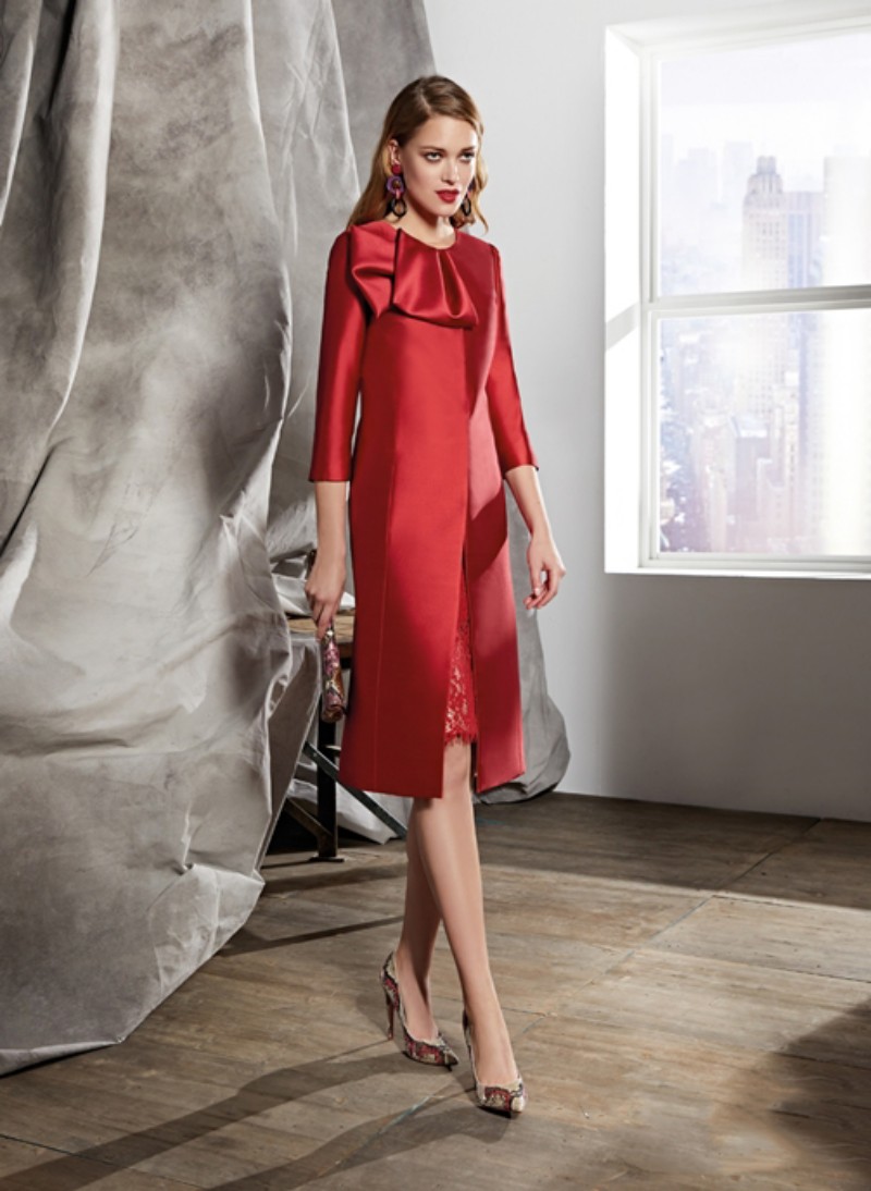 

Chic Red Mother Of The Bride Dresses Jewel Neck Long Sleeves Knee Length Prom Dress With Jacket Satin Elegant Formal Wedding Guest Gowns