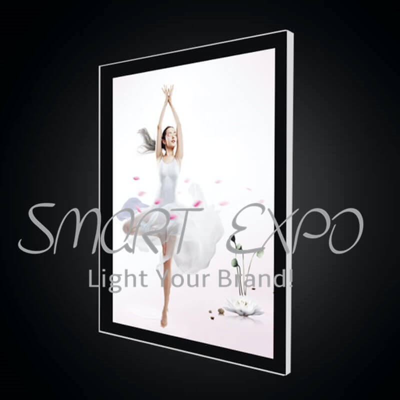 

Aluminum Frame High Brightness Led Advertising Light Box Magnetic Poster Frame with Wooden Case Packing (60*80cm)