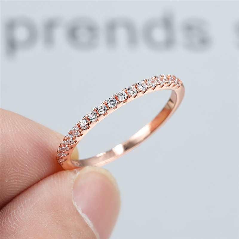 

Cluster Rings Mini Round Lab Diamond Thin For Women 925 Sterling Silver Rose Gold Stackable Ring Female Wedding Jewelry Engagement Bands