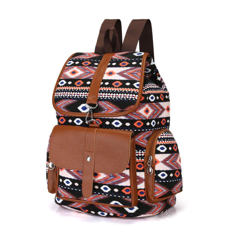 

2019 Outdoors packs Backpack Fashion knapsack Computer package Big canvas Handbag Travel bag Sport&Outdoor Packs Laptop bag Schoolbag Q202, Multi