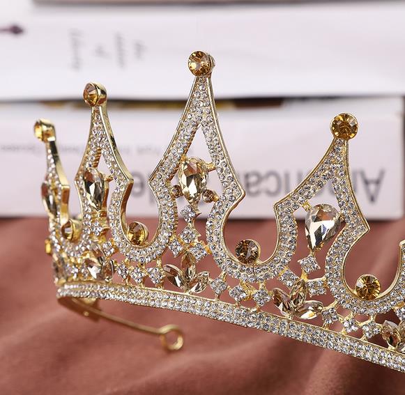 

The latest palace-style bride wedding crown baroque exquisite rhinestone hair accessories princess banquet crystal crown birthday gift