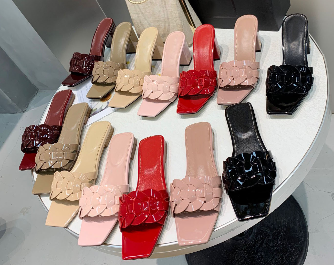 

Genuine Leather Women Sandals Designer Shoes Woman Slippers Female Flats for Summer Beach Trip, Red