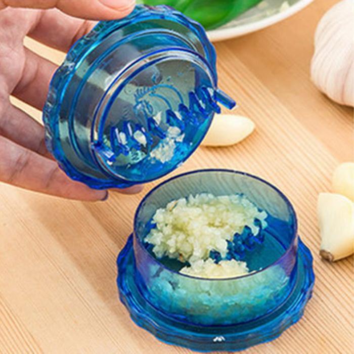 

Random Color New Arrival Kitchen Tools Helpful Garlic Crusher Grater Plastic Box Twist Peeler Mincer Press Ginger Hot Sale