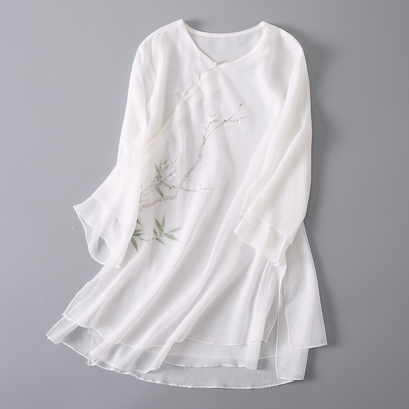 

wholesale improved Chinese style round neck women' top five sleeve round neck solid color agate button chiffon shirt, See chart