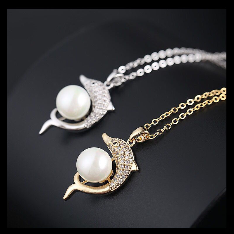 

(213P) White Pearl (10 mm ) Dolphin Pendants Necklace For Women Fashion Jewelry Gold Plated 18k Cubic Zirconia 46cm Chain, Silver