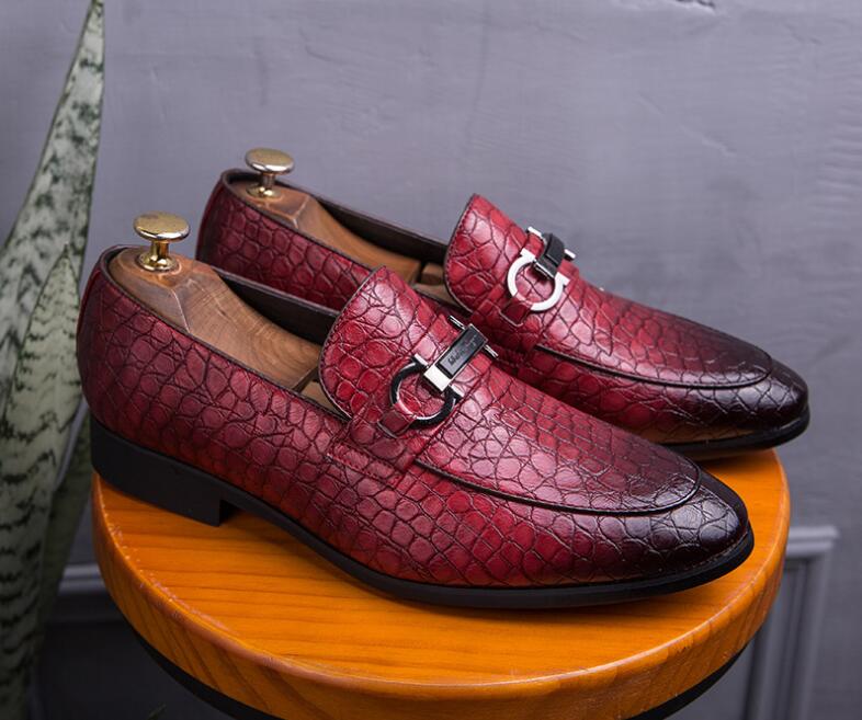 

High Quality Mens Dress Shoes Business Formal Wedge Heel Loafers Low Top Slip On Casual Leather Lazy fake Shoes for Men, Red