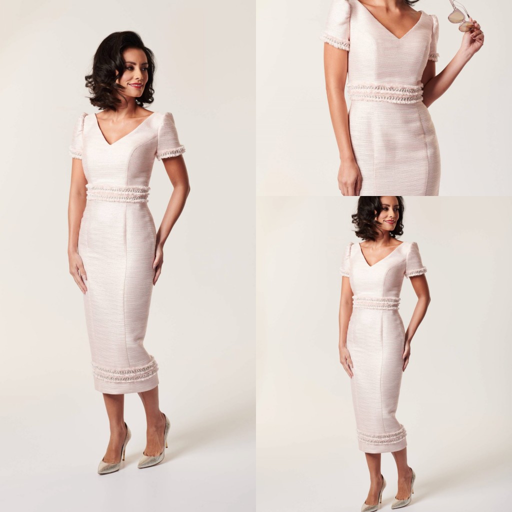 

Modest Sheath House Of Mooshki Mother of The Bride Dress V Neck Short Sleeve Satin Pearls Wedding Guest Dresss Tea Length Evening Gown