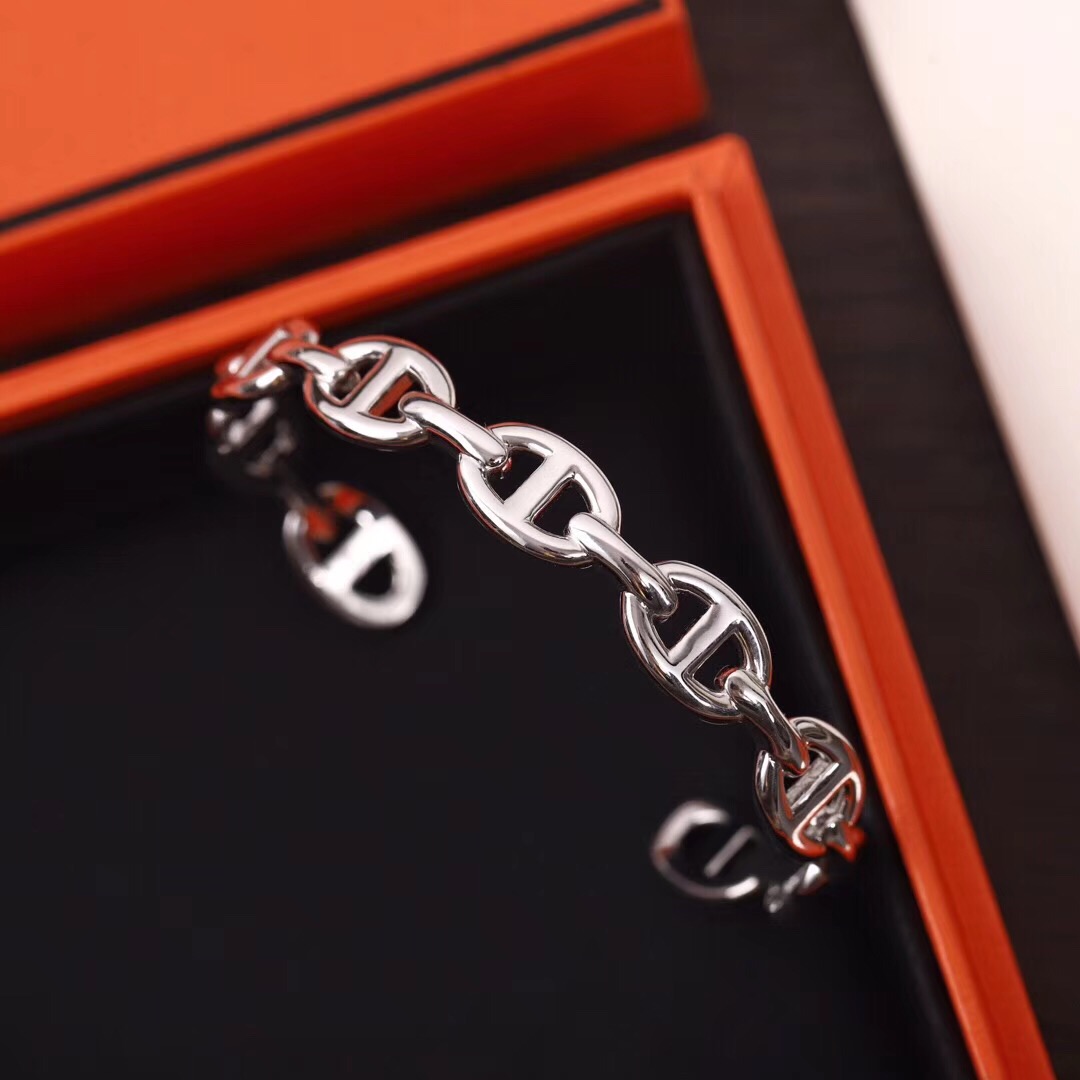 

Luxurious quality S925 hollow design bracelet for women weddding jewelry gift ring engagement free shipping PS5347A