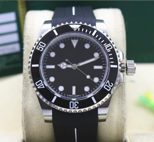 

19 Style Luxury Wristwatch 116610 114060 116618 116613 116619 Rubber Bracelet Black Ceramic Bezel 40MM Automatic Mechanical Men Watch