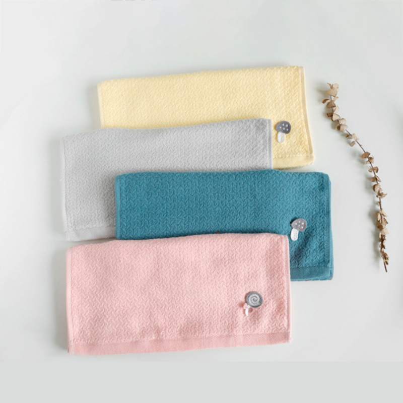 

Cartoon Embroidery Wheat Jacquard Cotton Face Towel, Dl