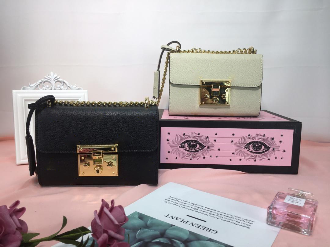 

High-grade brand-name handbag, 3D effect printing and perfect quality, 2019 new lady shoulder bag., Black