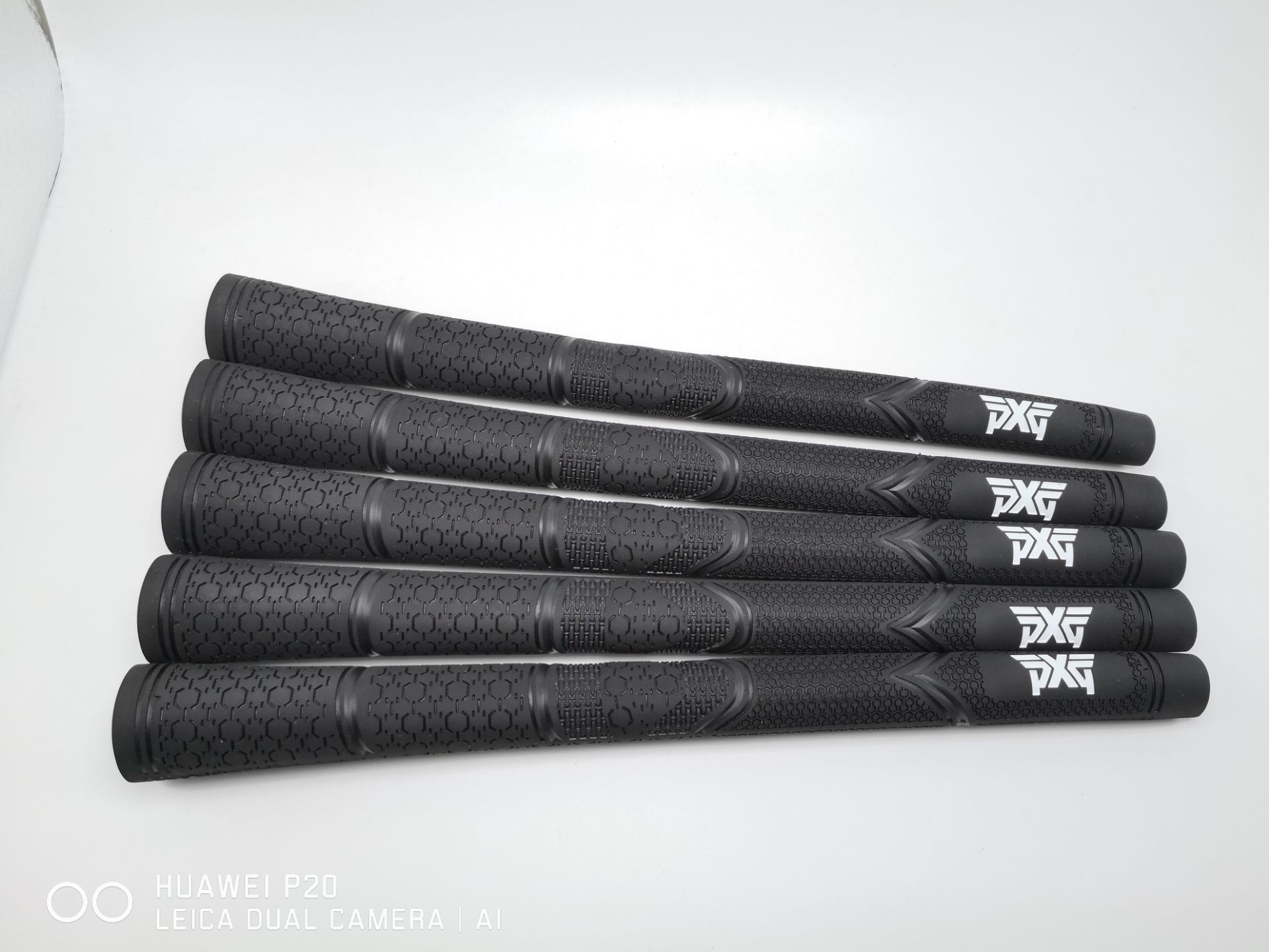 

The wholesale price Free shipping standard size Golf iron grip