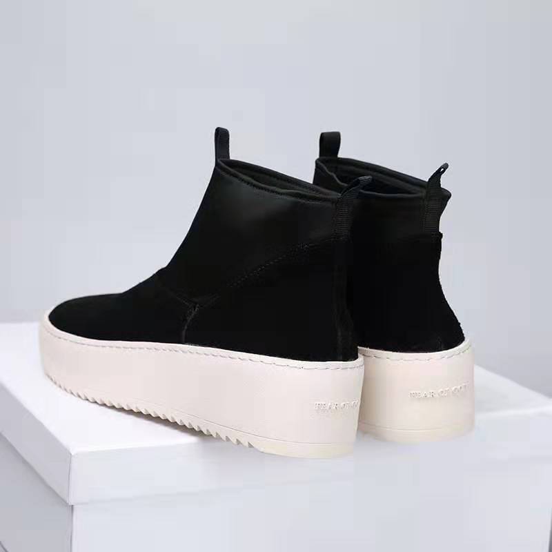 

2020 hot GOD Military High-Top Outdoor Boots Sneakers Black Suede Gum Grey Nubuck Boot Fog Jerry Lorenzo Kanye black Fashion socks shoes