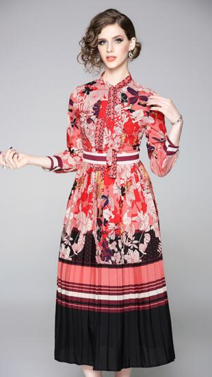 

Spring and summer new women' printed slim long skirt, Pink