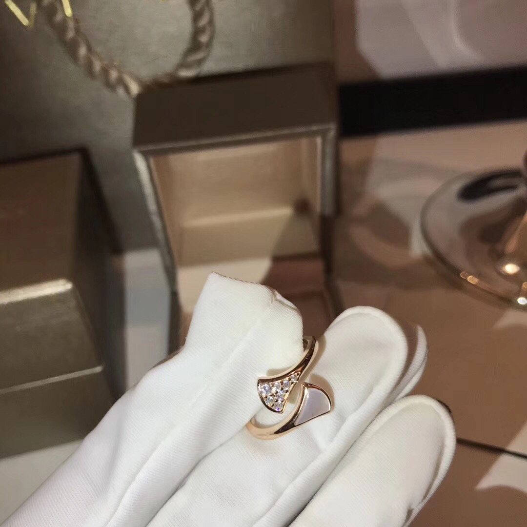 

Classic Designer Rings Luxury Wedding Engagement Rings for 925 Sterling Silver Thick Gold Plated Rings Women Fine Jewelry Adjustable