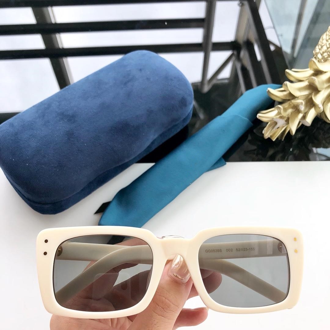 

Designed sunglass -2019 new type of framed sunglass 0539S lady's fashion sunglass 100% polarized SIZE 52-23-155