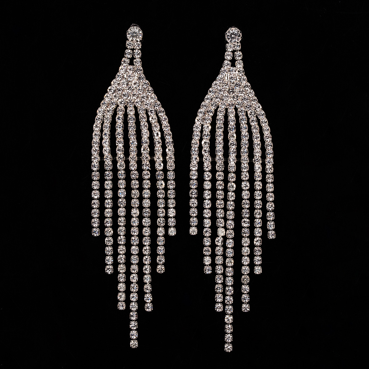 

Ornaments Alloy Diamond Long Fund Tassels Earrings Ear Nail Earring