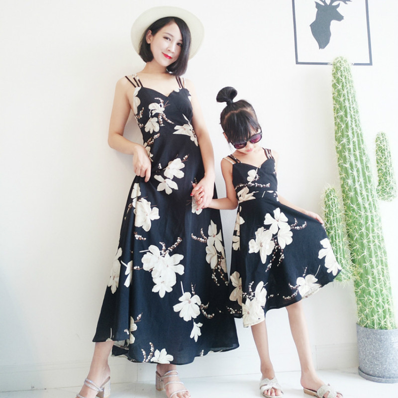 

Mother Daughter Dresses Floral Long Maxi Dress Strapless Sleeveless Clothes Mom and Daughter Dress Family Clothes Shirts Outfits