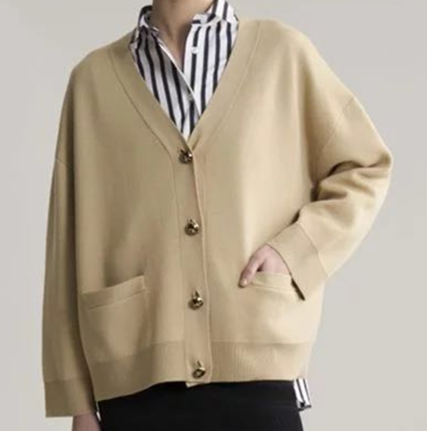 

2019 Early Profiled Wool V-neck Knit Sweater Cardigan Autumn Clothes Women, Mint