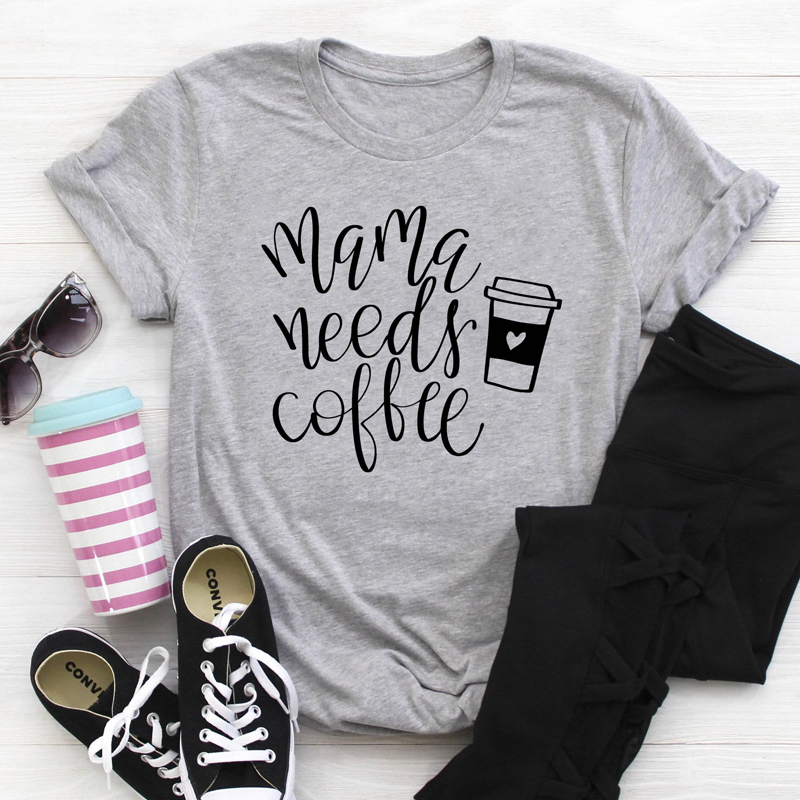 

Mama Needs Coffee T-shirt Casual Summer Graphic Funny Tees Mom Life Gift Shirt Women Fashion Clothing Cotton Tshirt Plus Size Y200111, Burgundy white words