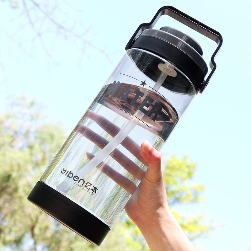 QuiFit Botella de Agua 2.2l Dumbbell Fitness Agua Bottle-bpa Libre Gran Capacidad Botella de Agua para Deportes al Aire Libre