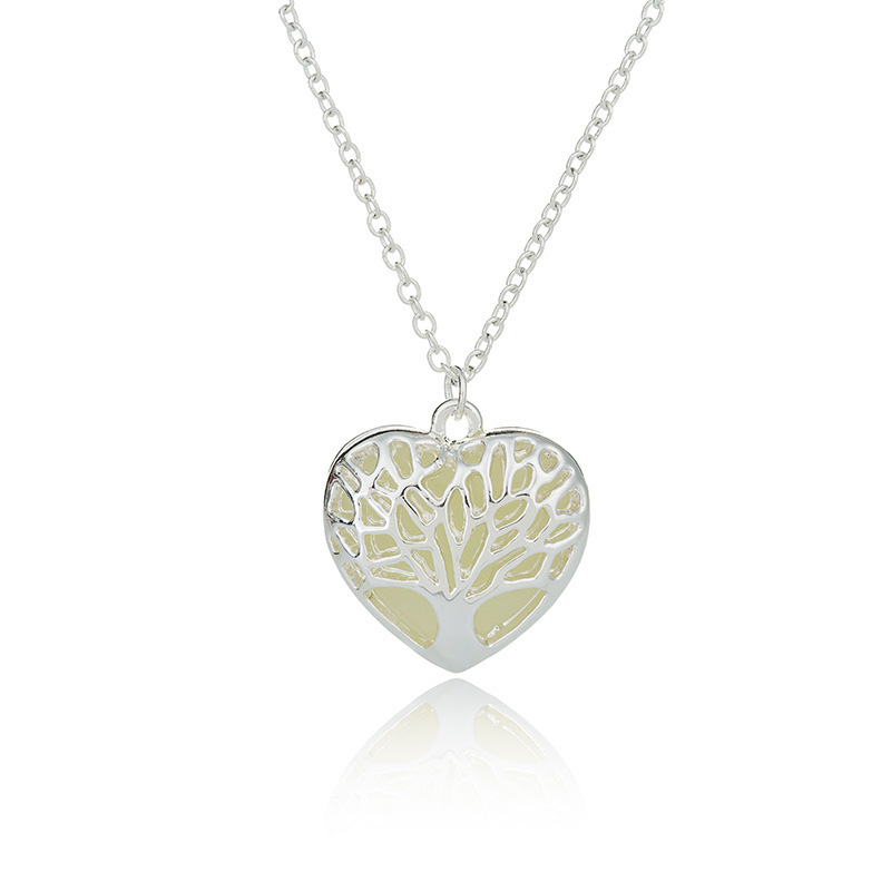 

Noctilucent Life Tree Necklace Multicolor Luminescence Heart Pendant Ornaments