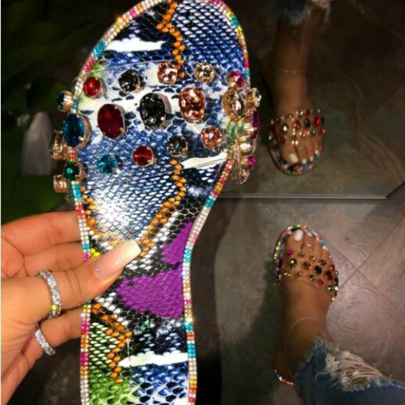 2020 New Women Slippers Summer Outdoor Seaside Slippers Fashion Sexy Colorful Rhinestones Plus Size Female Slides Footwear