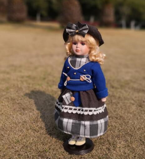 compra y venta de muñecas de porcelana