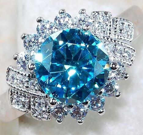 

Euramerican Court Retro Classic Jewelry Green Zircon Female Rings Flower Shape Full Zircon Women Rings Fashion Party Jewelry