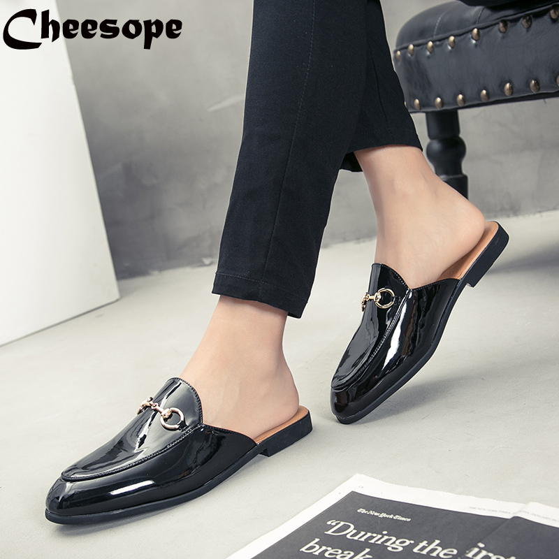 backless leather shoes