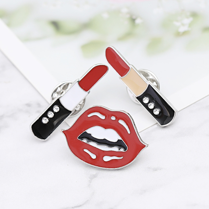 

Cartoon Cute Lipstick And Sexy Red Lip Brooch Enameled Metal Brooches Pins For Women Jackets Lapel Decorative Needle Jewelry