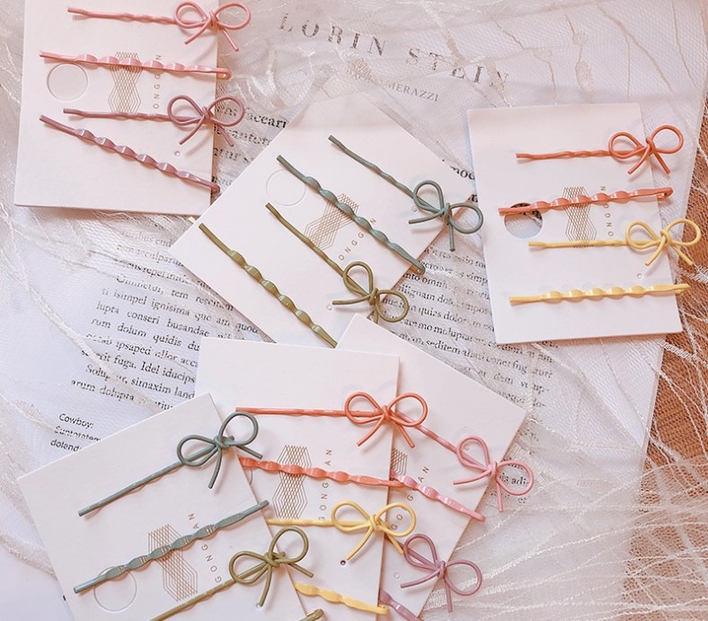 4pcs / set simple corée fille givré Hairpin bonbons Color Cross Side Parole Clip Clip cheveux Pince Bow Barrette pour les femmes cheveux